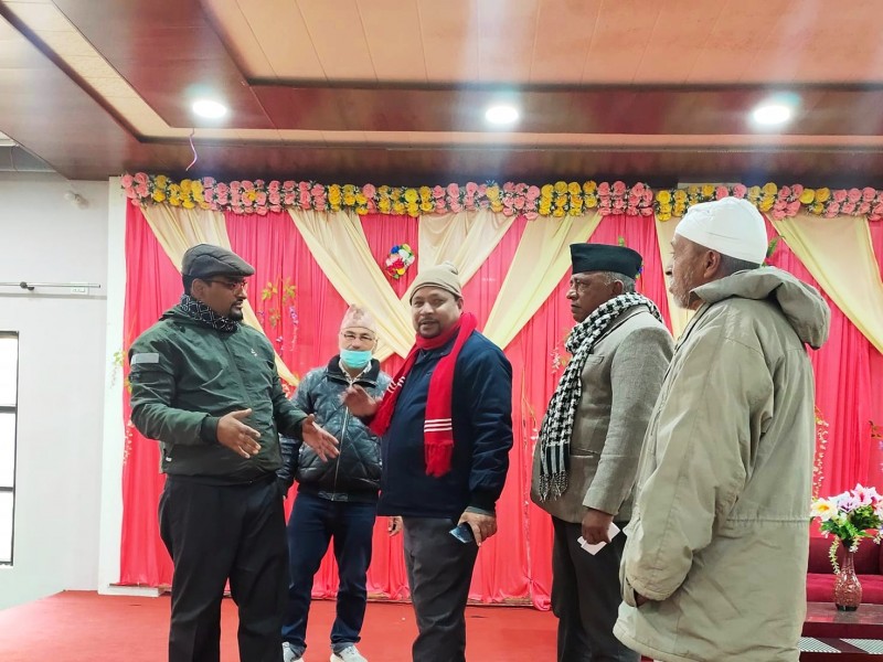एमाले कञ्चनपुरको सचिवका लागि सल्लाह गर्दै नेता पल्लवराज भट्ट